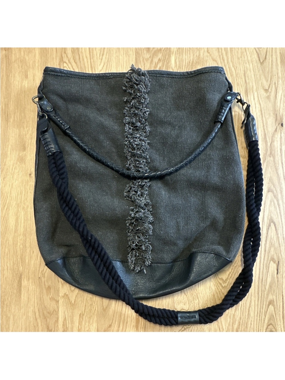 Free People Wilhelmina Green/Black Fringe Bucket Bag Detachable Strap Leather